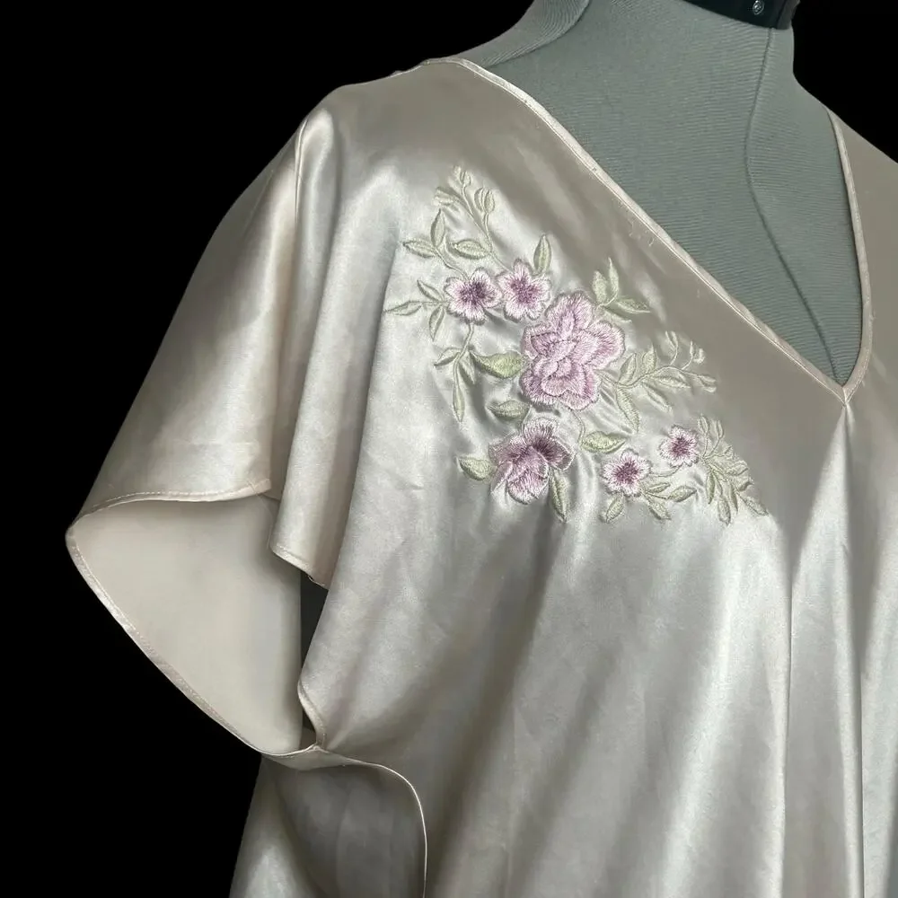 Vintage California Dynasty Light Pink Floral Embroidered Nightgown Size L